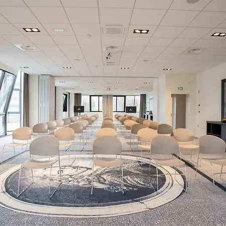 Appart'city Collection Geneve Aeroport - Voltaire