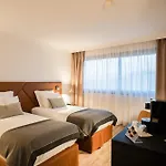 Appart'city Collection Geneve Aeroport - Voltaire アパートホテル 4*