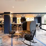 Appart'city Collection Geneve Aeroport - Voltaire フィルネー・ボルテール