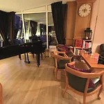 Appart'city Collection Geneve Aeroport - Voltaire 4*
