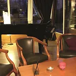 Appart'city Collection Geneve Aeroport - Voltaire アパートホテル フィルネー・ボルテール