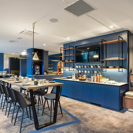 Appart'city Collection Geneve Aeroport - Voltaire 4*
