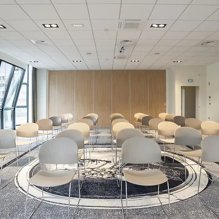 Appart'city Collection Geneve Aeroport - Voltaire Aparthotel