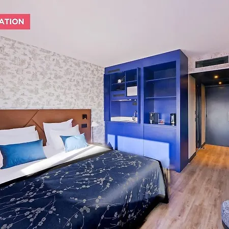 Aparthotel Appart'city Collection Geneve Aeroport - Voltaire 4*