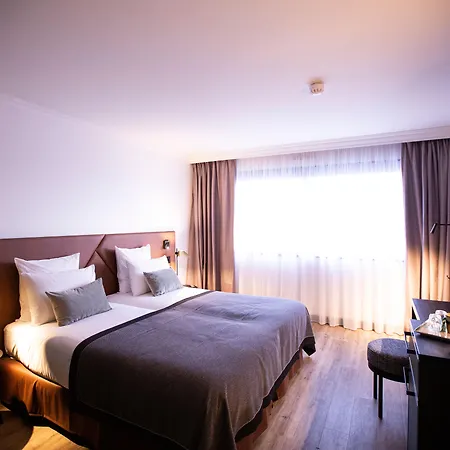 Appart'city Collection Geneve Aeroport - Voltaire 4*