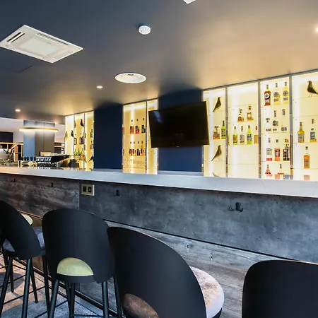 Appart'city Collection Geneve Aeroport - Voltaire 4*