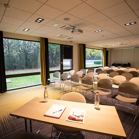 Appart'city Collection Geneve Aeroport - Voltaire 4*
