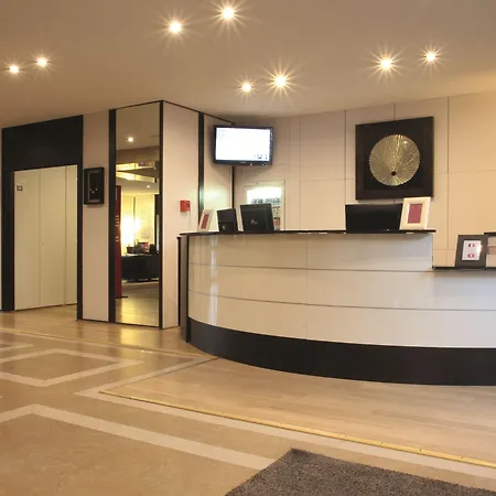 Lägenhetshotell Appart'city Collection Geneve Aeroport - Voltaire 4*