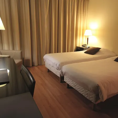 Lägenhetshotell Appart'city Collection Geneve Aeroport - Voltaire 4*