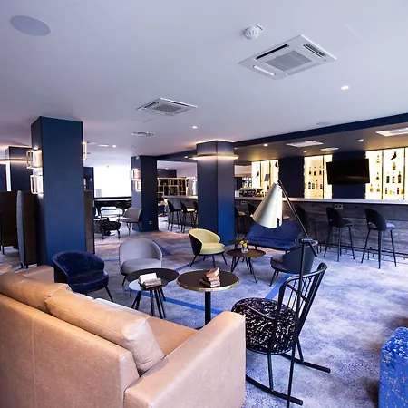 Lägenhetshotell Appart'city Collection Geneve Aeroport - Voltaire 4*