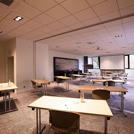 Lägenhetshotell Appart'city Collection Geneve Aeroport - Voltaire 4*