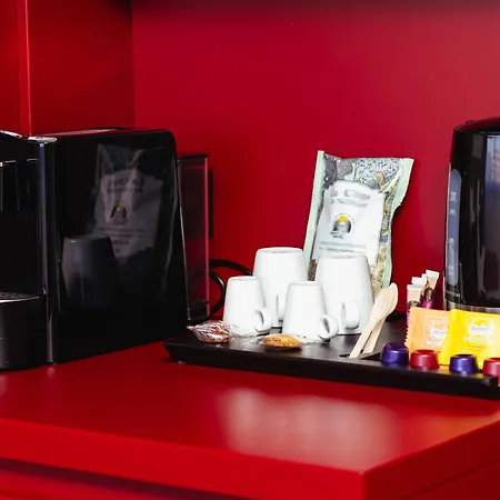 アパートホテル Appart'city Collection Geneve Aeroport - Voltaire 4*